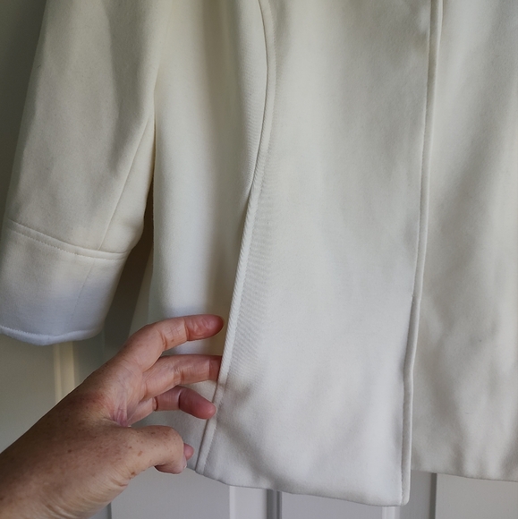 Jacket - Picture 2 of 5